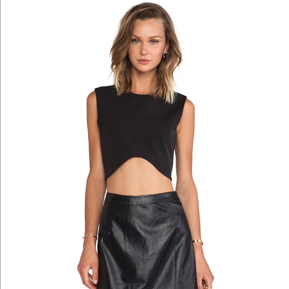 BLQ BASIQ Crop Top in Black
